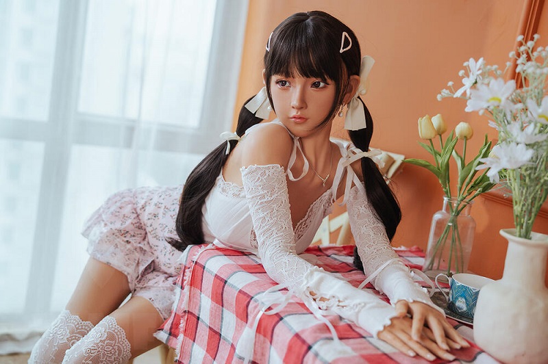 realistic asian sexdoll